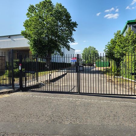 Homefield Lodge Londra Dış mekan fotoğraf